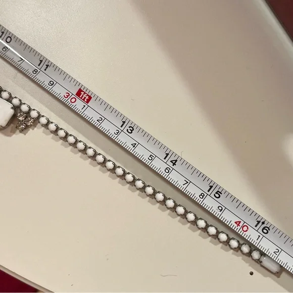 Antique 1940's Retro Art Deco White Milk Glass Emerald Cut Choker Necklace - Picture 10 of 16